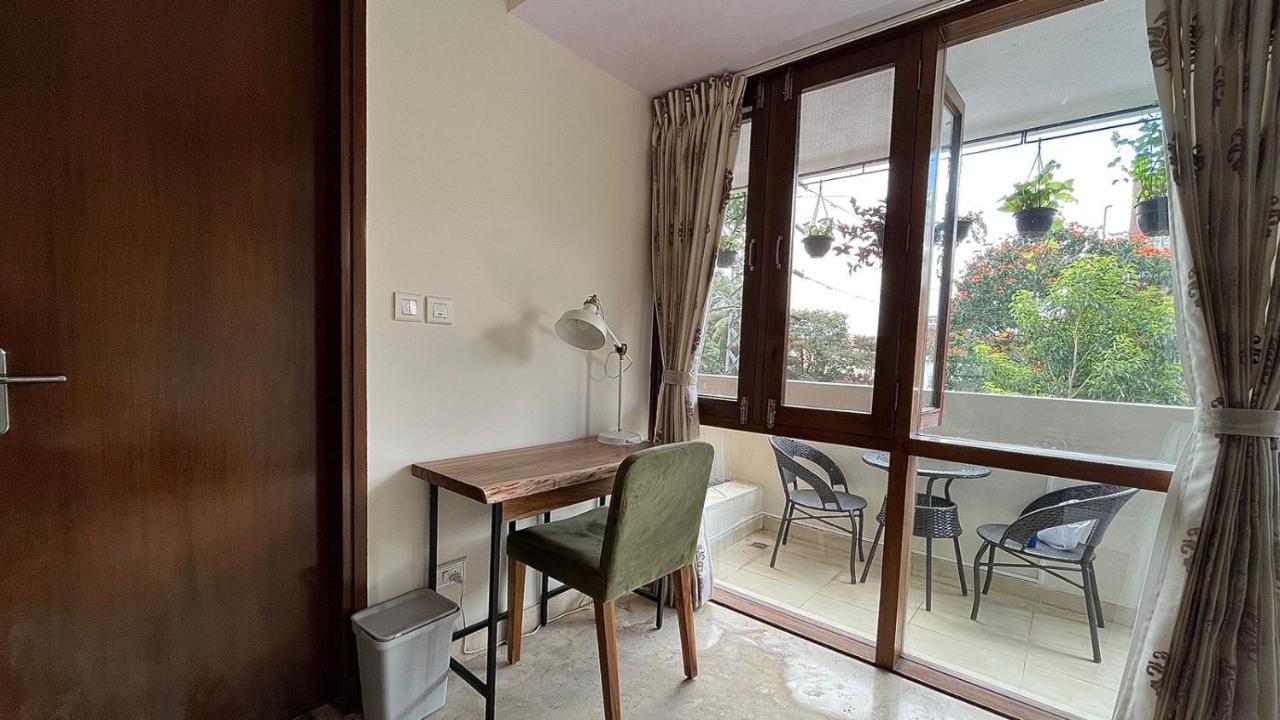 Luho Grande Bed & Breakfast Bangalore Exterior photo