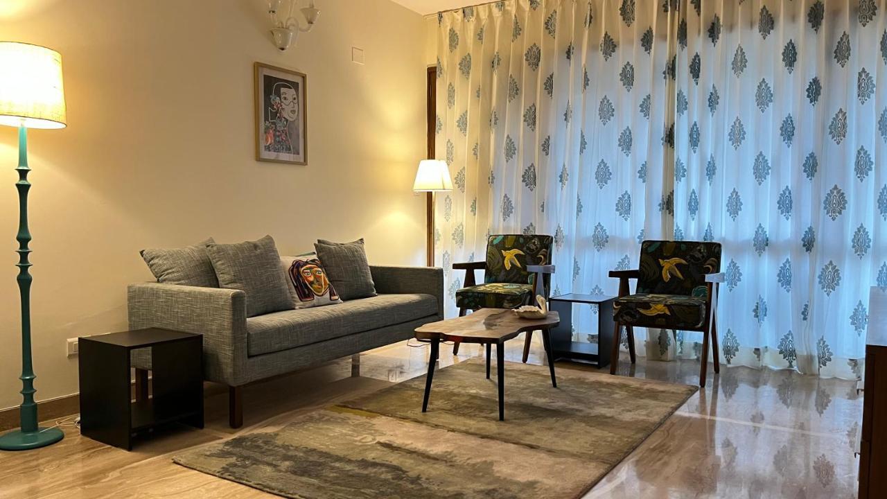 Luho Grande Bed & Breakfast Bangalore Exterior photo